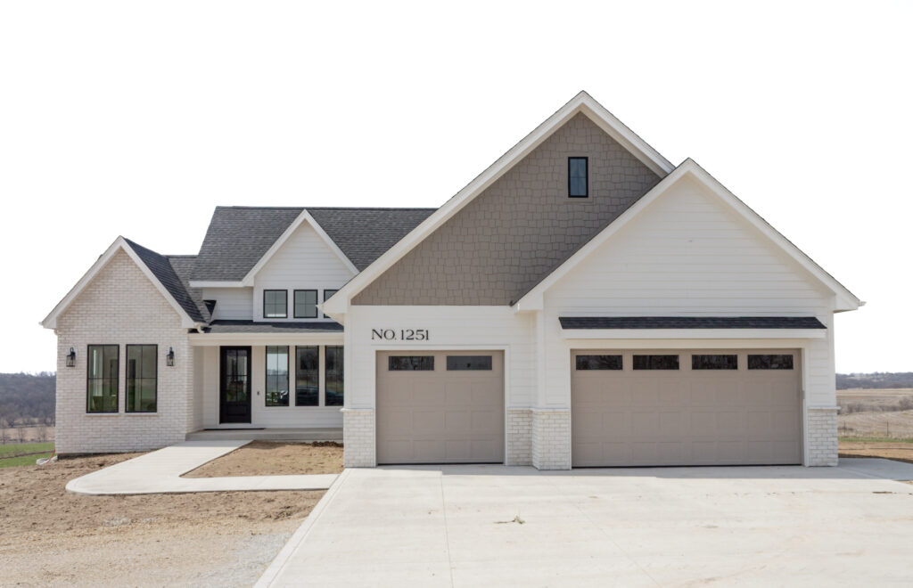Des Moines Custom Home by Showtime Homes